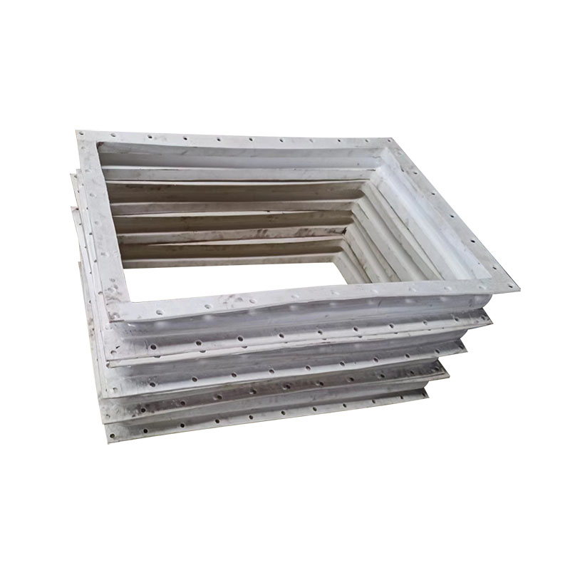 Jak silikonové měkké spojení zlepšuje potrubní systémy?